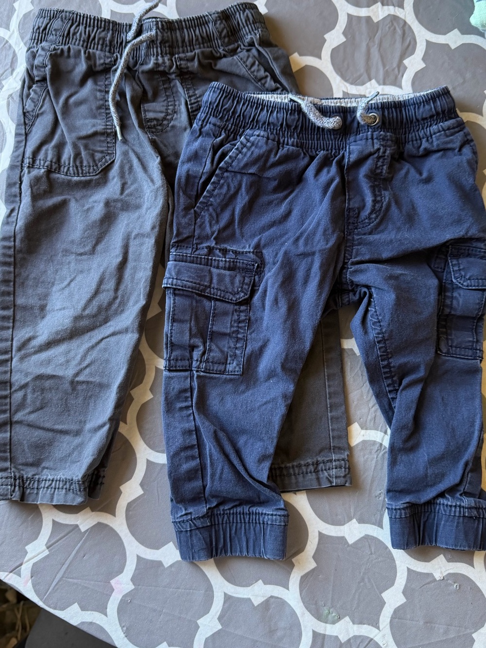 OshKosh B'gosh Gray and Navy Cargo Sweatpants